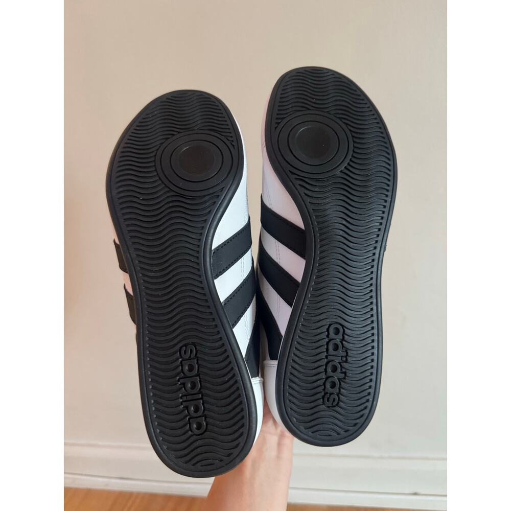 New in Box Adidas Black White Tekwen Slip On Sneaker Sz 7 Women’s - Picture 6 of 12
